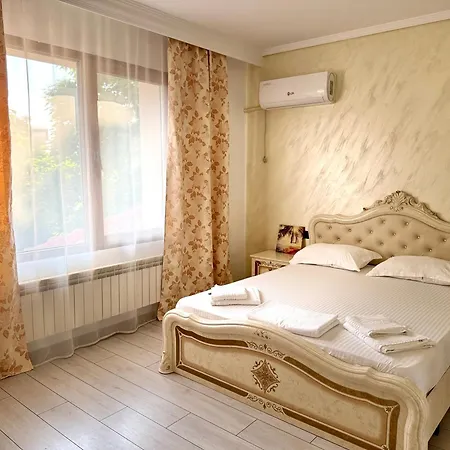 La Conac Hotel